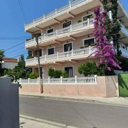 Vila Lika Durrës 外观 照片