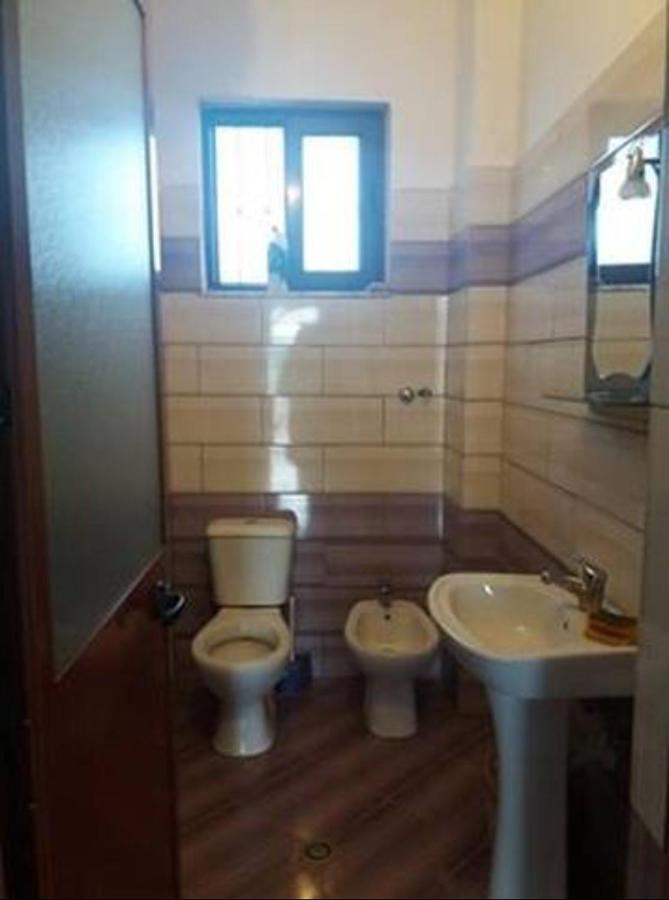 Vila Lika Durrës 外观 照片