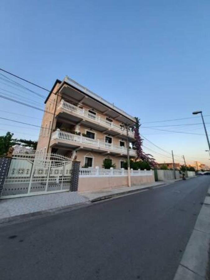 Vila Lika Durrës 外观 照片